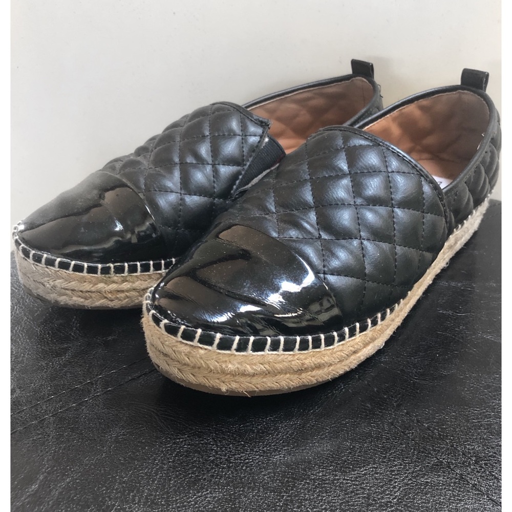 Steve Madden black slip on shoes